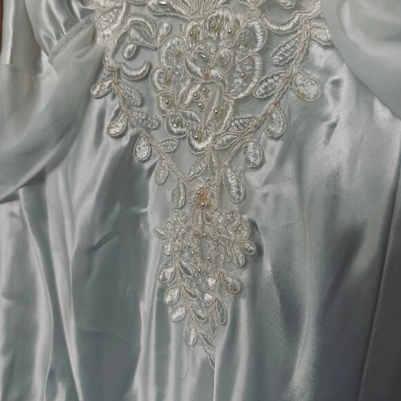 Bloom Jonquil GOWN LONG Bridal White Beaded Camisole Small TAGS ON Silky Wedding - Picture 2 of 15